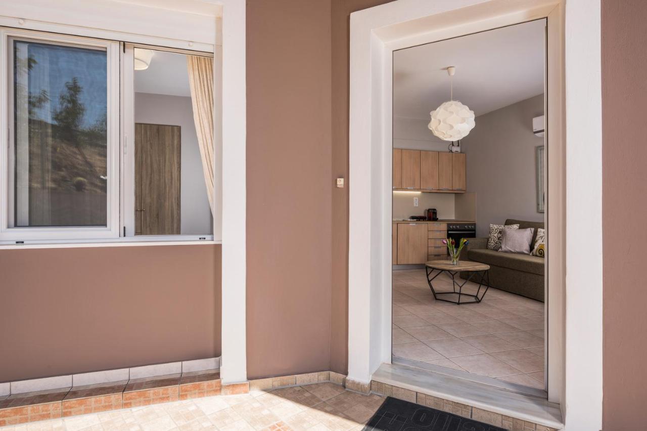 Tholos Apartments Ханья Экстерьер фото