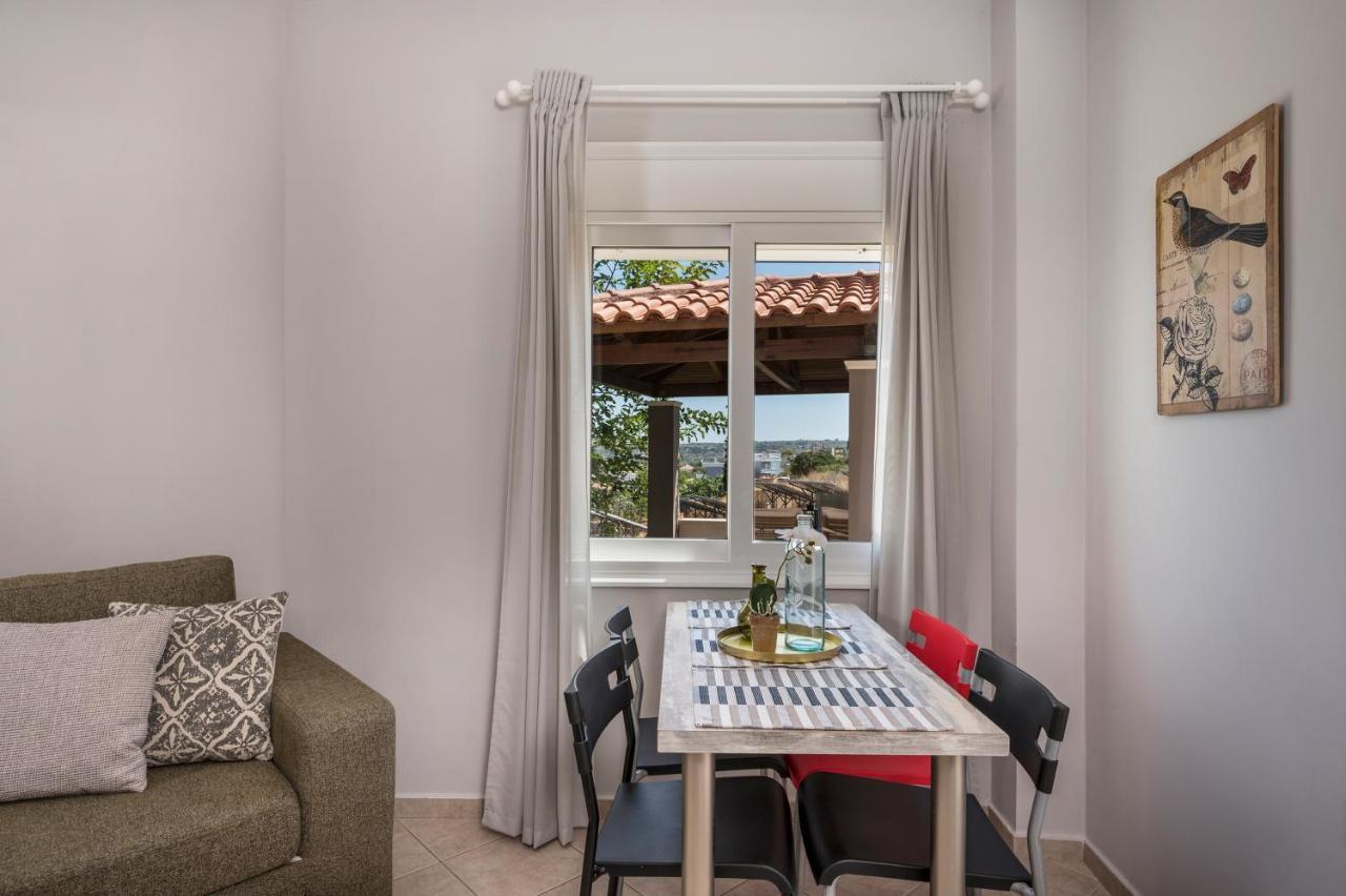 Tholos Apartments Ханья Экстерьер фото